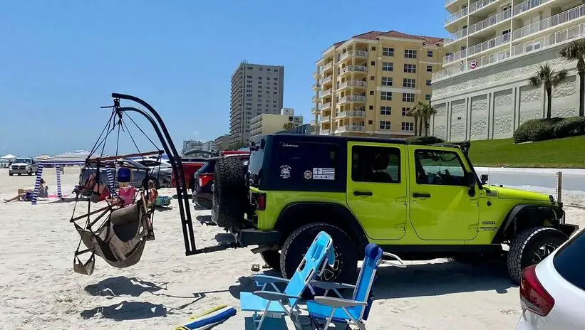 Green jeep with hammock swing Daytona Beach