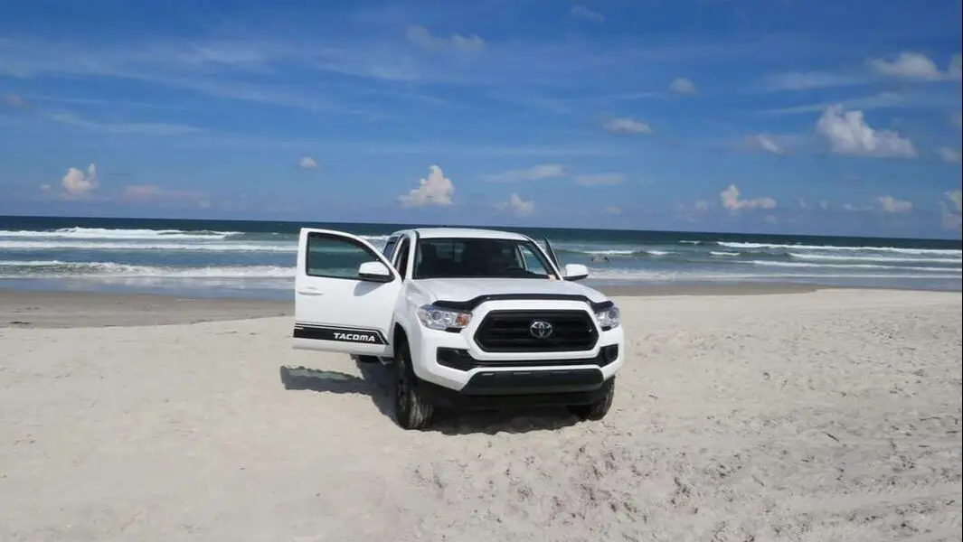 Picture of Toyota Tacoma truck on FL beach