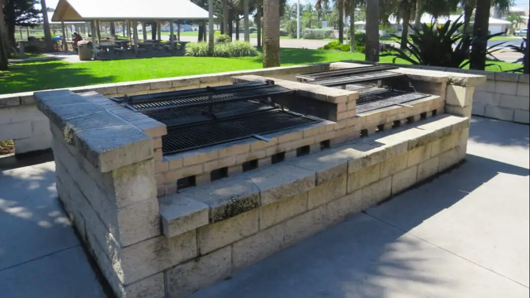 Large grill at Pelican Beach Park FL