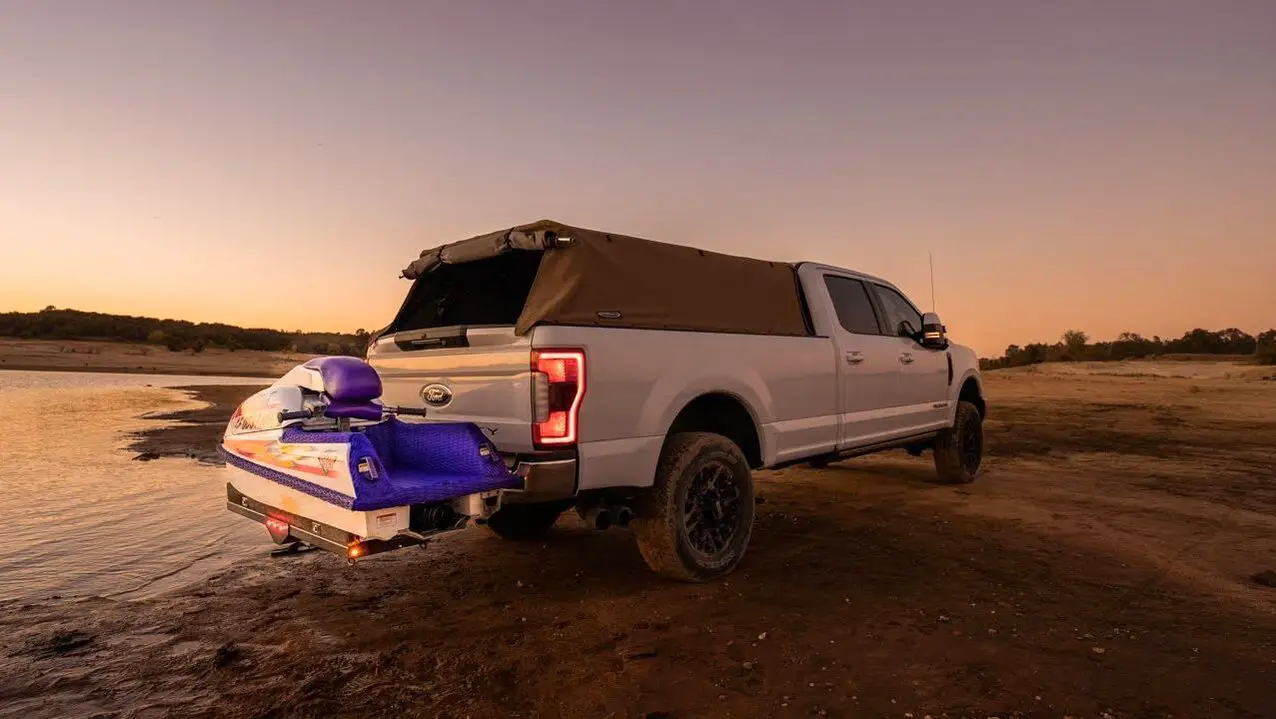 Hitch hauler with seadoo on Ford truck