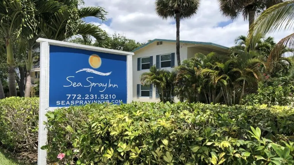 Sign for Sea Spray Inn Vero Beach